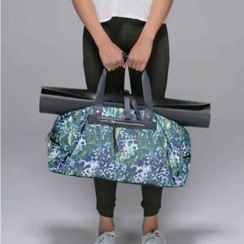Lululemon All You Need Duffle Bag